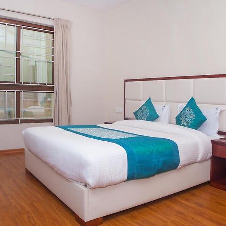 Oyo 16773 Hillcrest Metro Hotel Ooty Exterior foto
